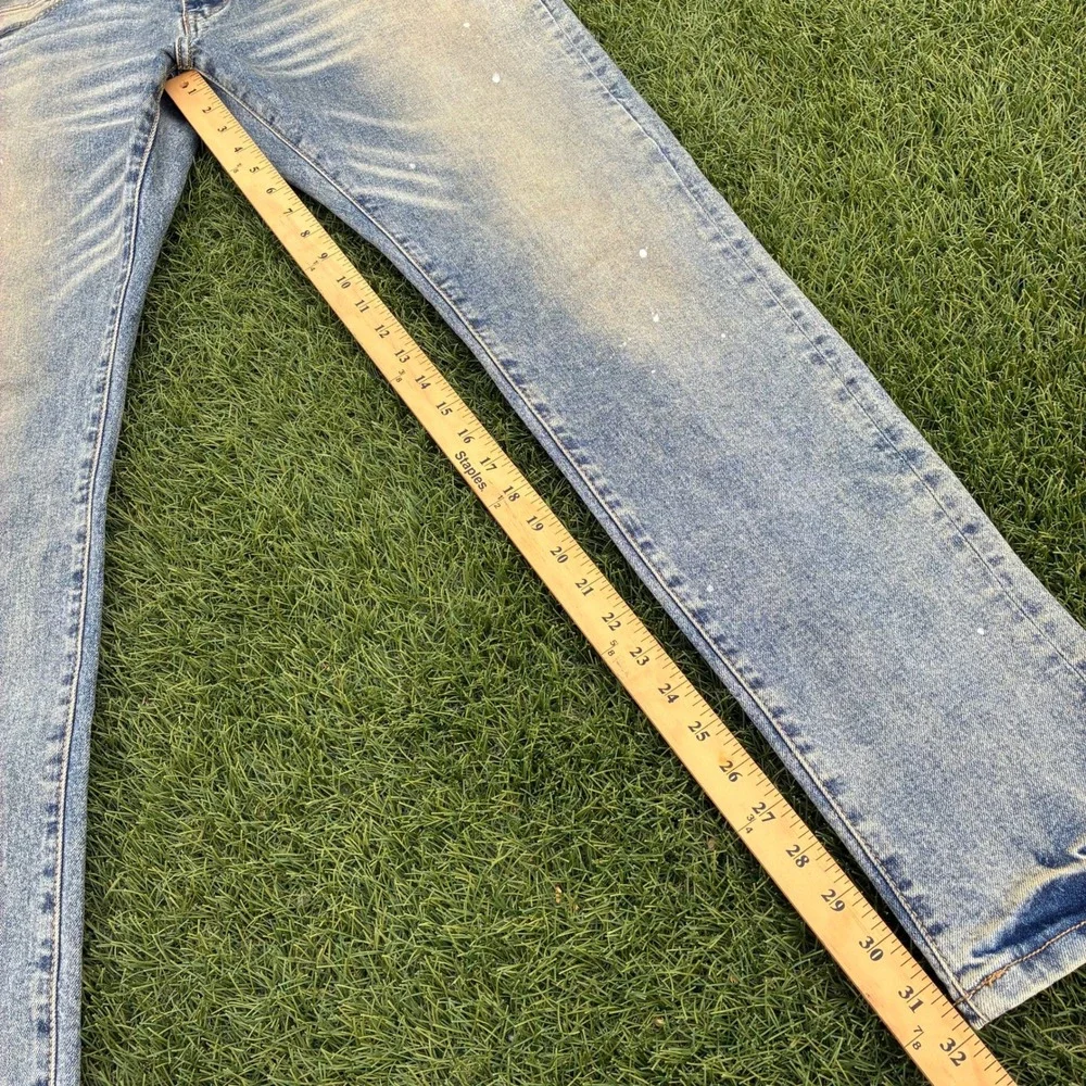 Richie Le Mens 32x32 Light Wash Distressed Slim Tapered Jeans Paint Splatter